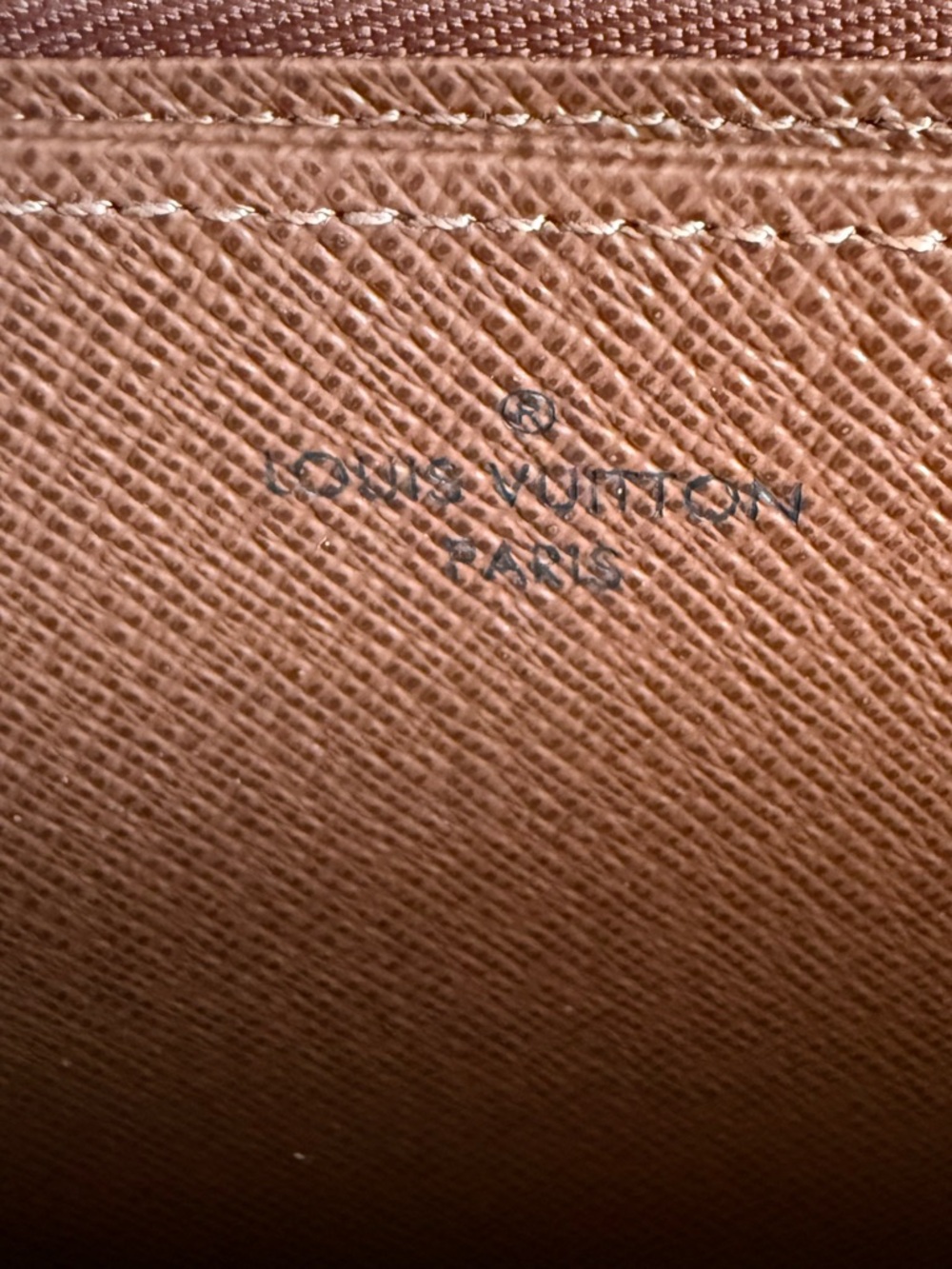 Louis Vuitton zippy wallet - Picture 6 of 10
